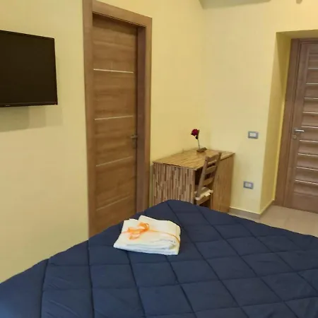 Il Castello بيت ضيافة إيركولانو